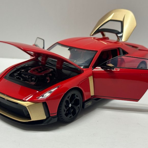 1:18 Scale Nissan GTR50 Spray Metal Sports Car Alloy Model Car Diecast Red - Picture 8 of 10